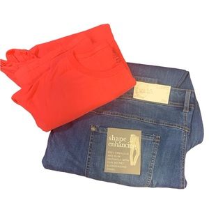 Curvy 26W NWT SHAPE ENHANCING JEANS AND TEE
